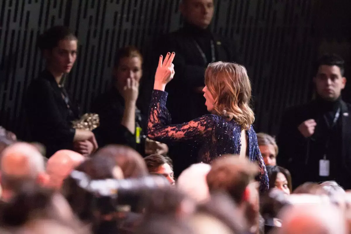 « La honte ! », crie Adèle Haenel en quittant la Salle Pleyel en pleine cérémonie des César, le 28 février 2020.