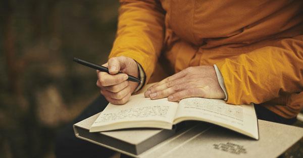 Journaling To Become A Better Writer Or Poet: 5 Great Tips
