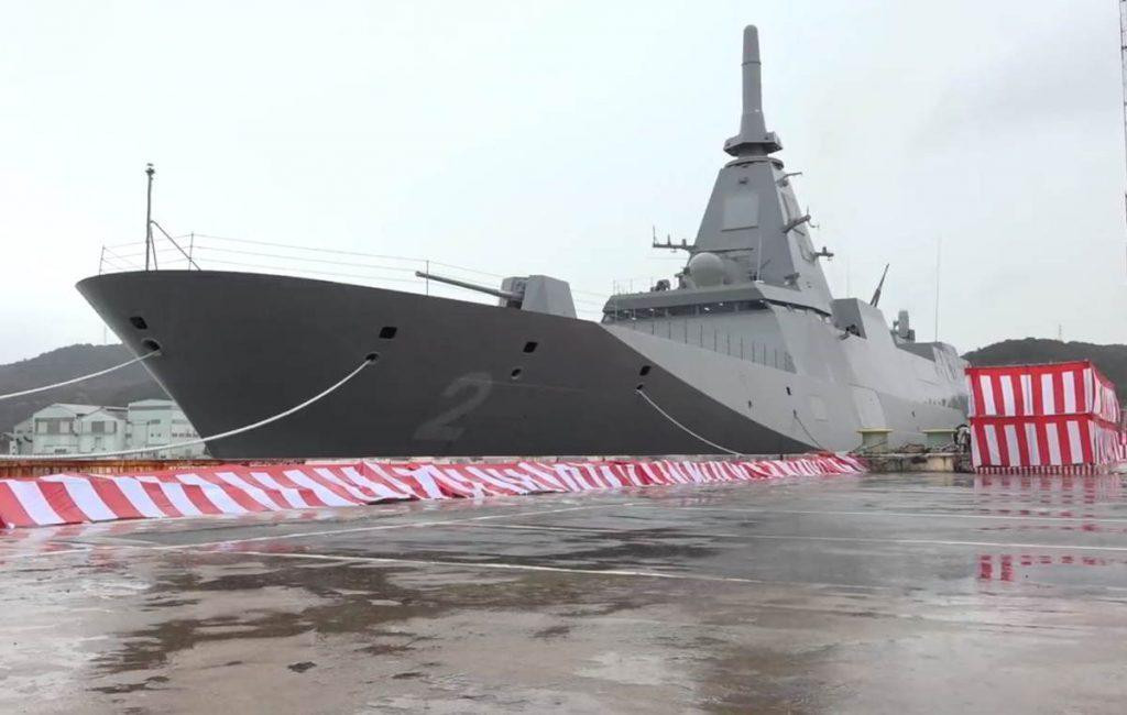 Japan's second stealth frigate is in service. The hangar door pillars are so weird that they don't even have missiles installed?