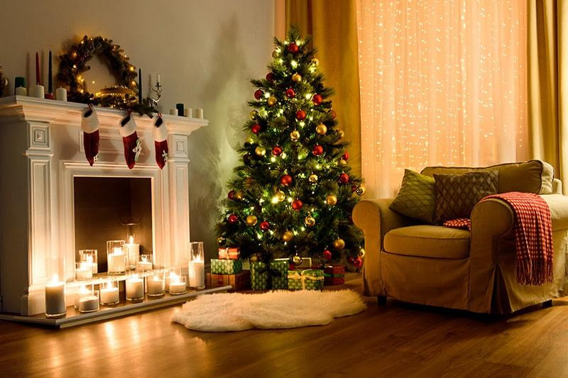 Use Candles Light To Improve Home Decoration