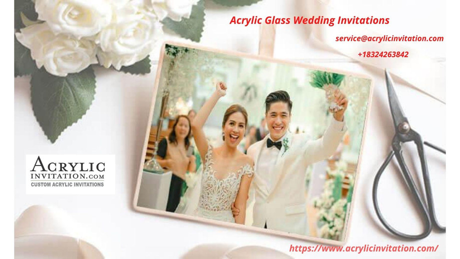 acrylicglassweddinginvitations.jpg