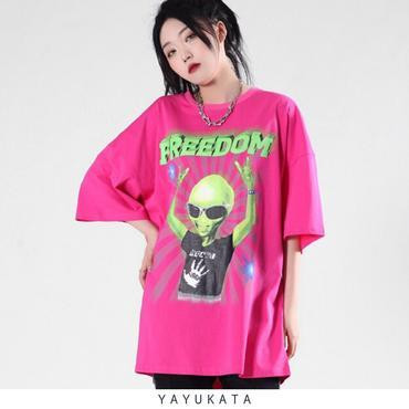 yayukatateesmz4alienprintedstreetweartee28143924052062_370x.jpg