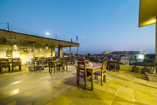 How to find the Best Restaurant in Jaisalmer at an Affordable rate
