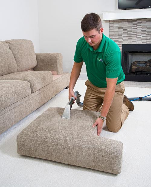 professionalupholsterycleaningservices1.jpg
