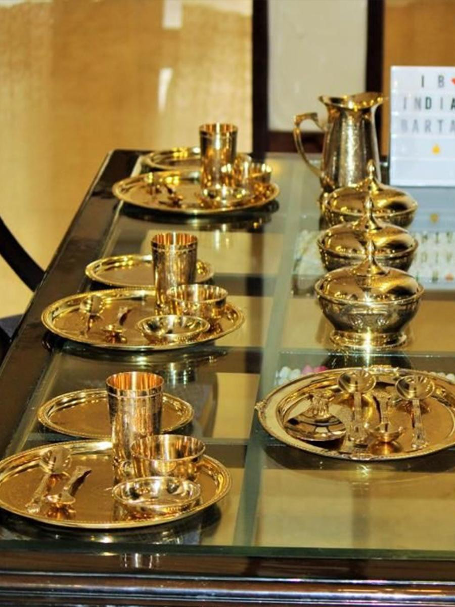 51_piece_brass_dinner_set.jpg