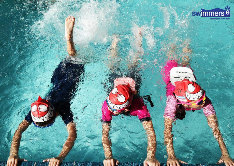 swimmersesplashes1129x800.jpg