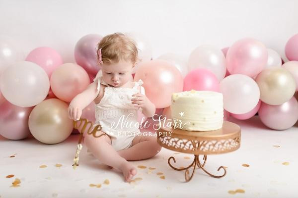 pinkandgoldcakesmash_nicolestarrphotography_13.jpg