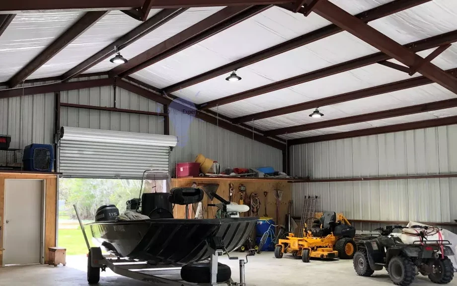 led_warehouse_lights_installed_in_barn_1000px.webp