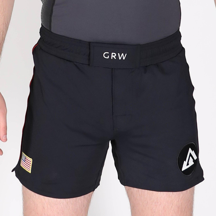 grw_versatile_training_shorts_00.jpg